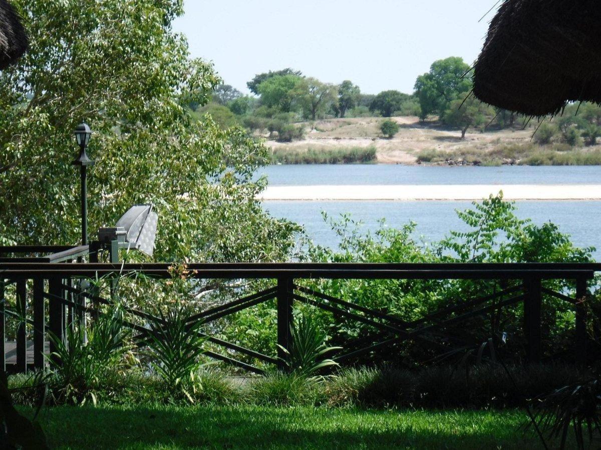 Caprivi River Lodge Katima Mulilo Exterior foto